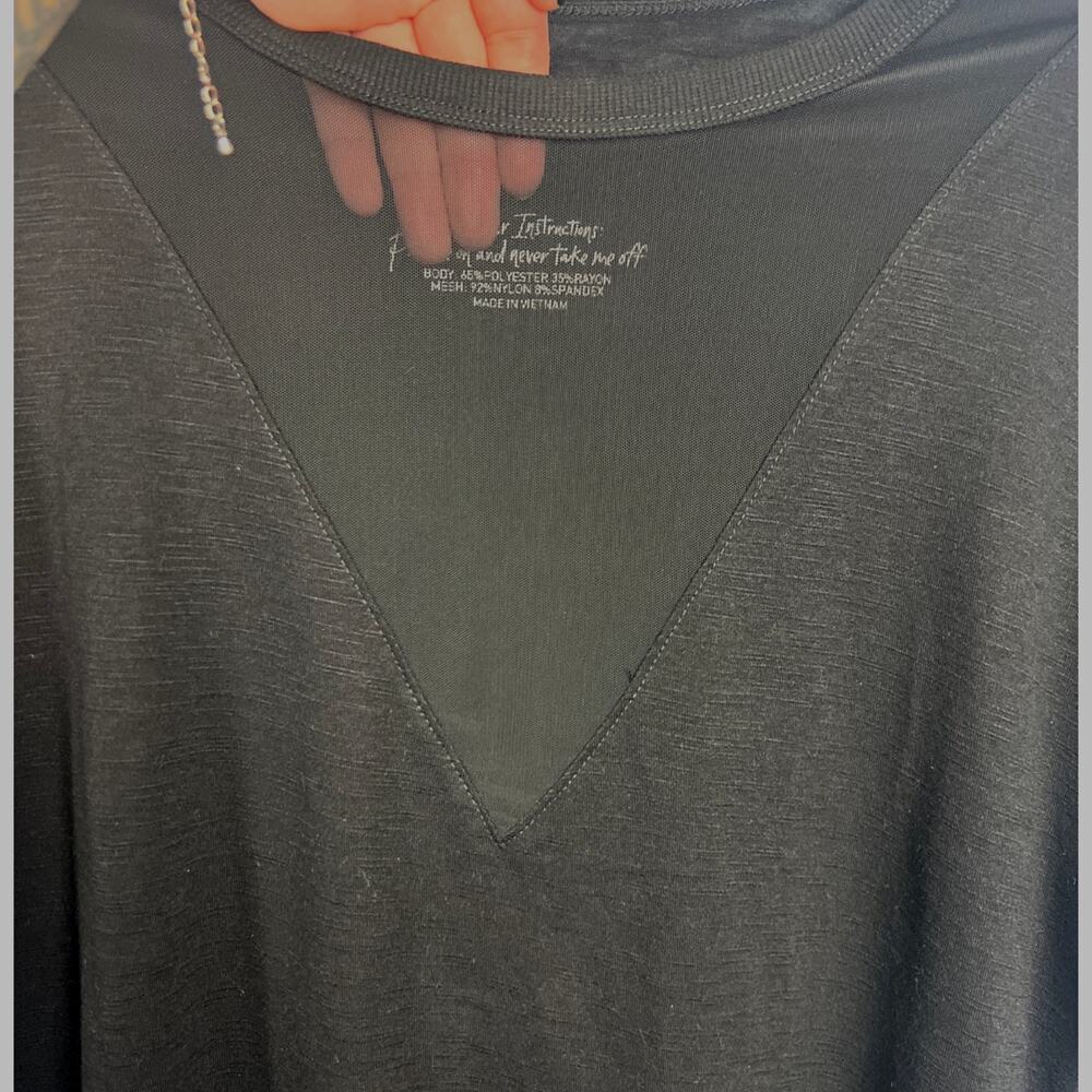 Torrid Relaxed Fit Mesh Insert Tee Size 1 - image 3